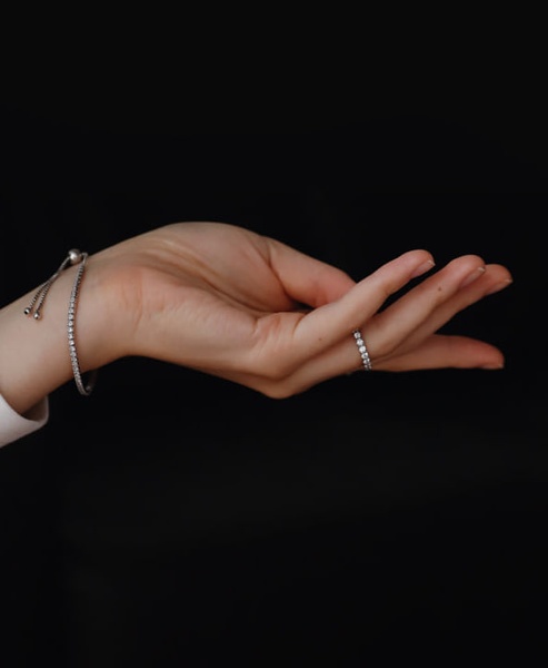 Срібний перстень Рутенія з білими фіанітами, 16
